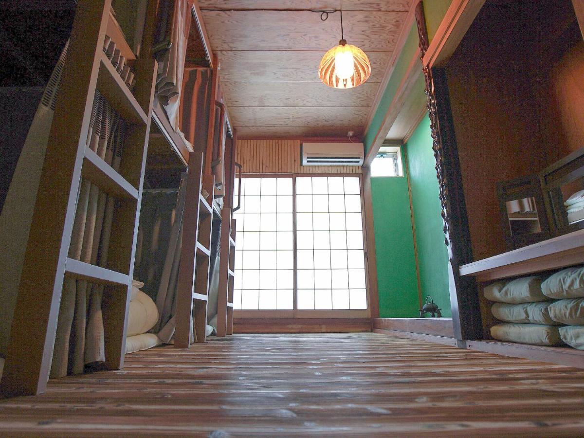Guest House Kadoyasu Kanazawa Exterior foto